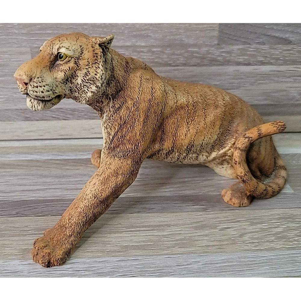 Vintage 1988‎ Castagna Made in Italy Lion Lioness Figure Original Realistic READ